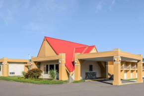 Отель Econo Lodge Inn & Suites Binghamton  Бингемтон